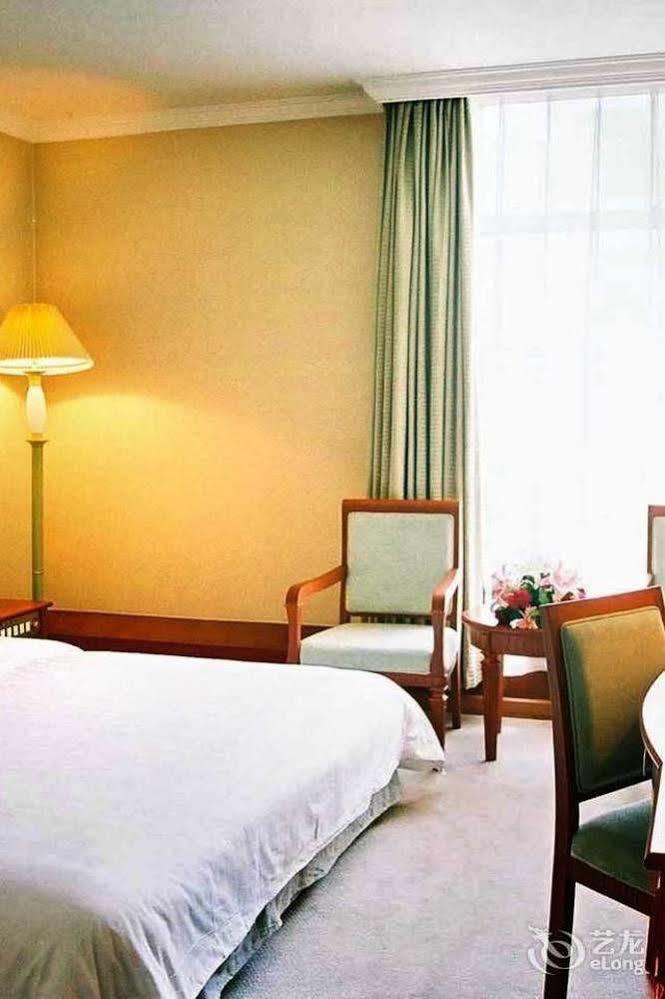 Beijing Shunyi Hotel Екстериор снимка